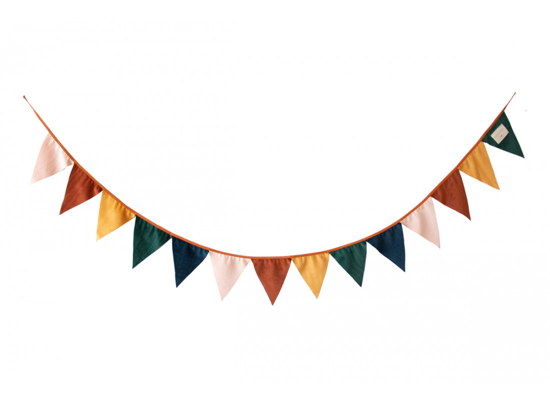 Savanna-velvet-garland