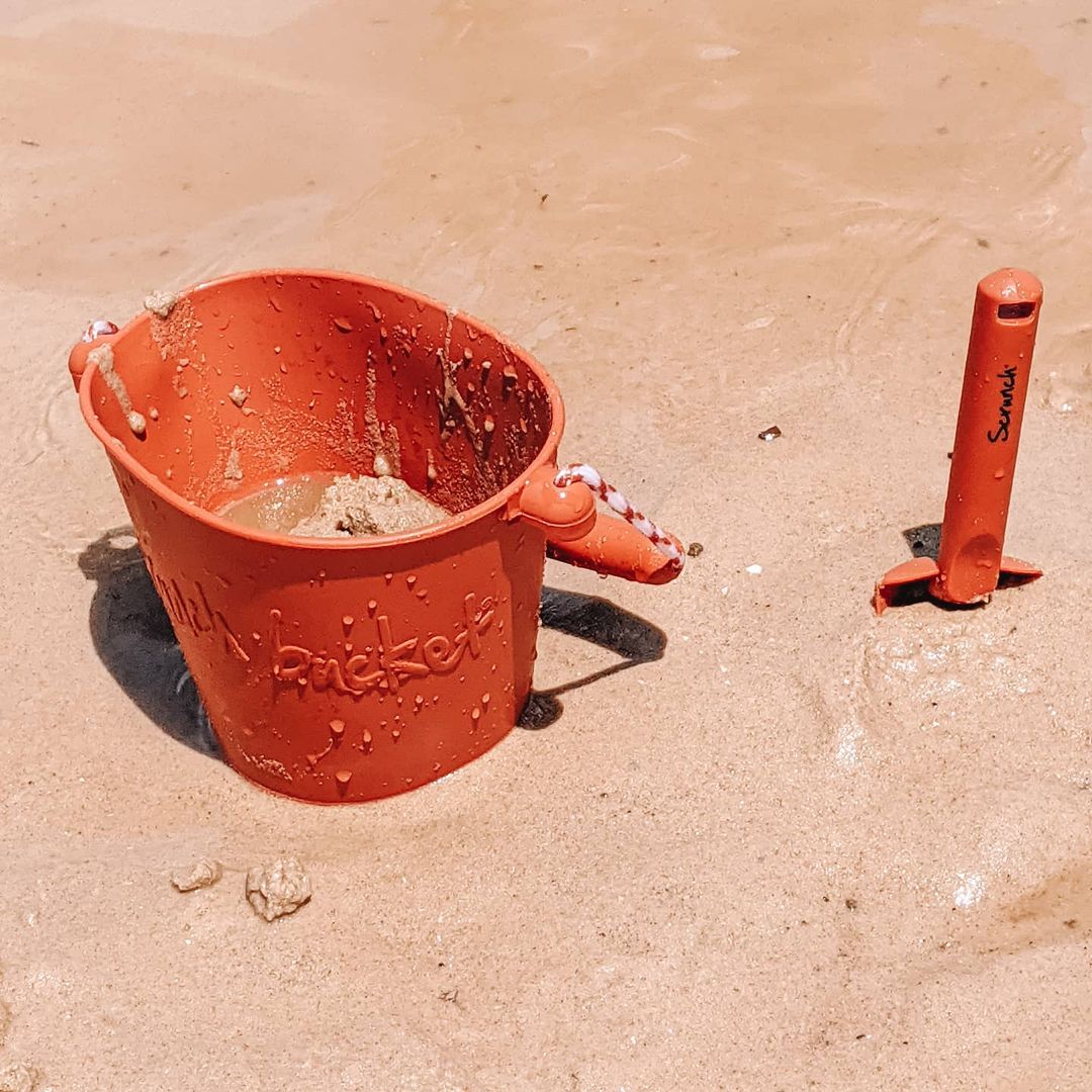 SCRUNCH. Κουβαδάκι από ανακυκλώσιμη σιλικόνη Rust