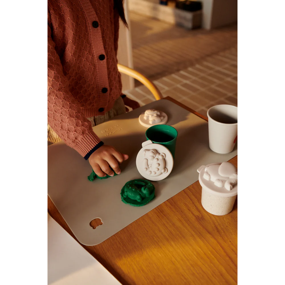 a29udGFpbmVyL25ldy80OTQ5LzExNzEyODM0djEucG5n_1000x