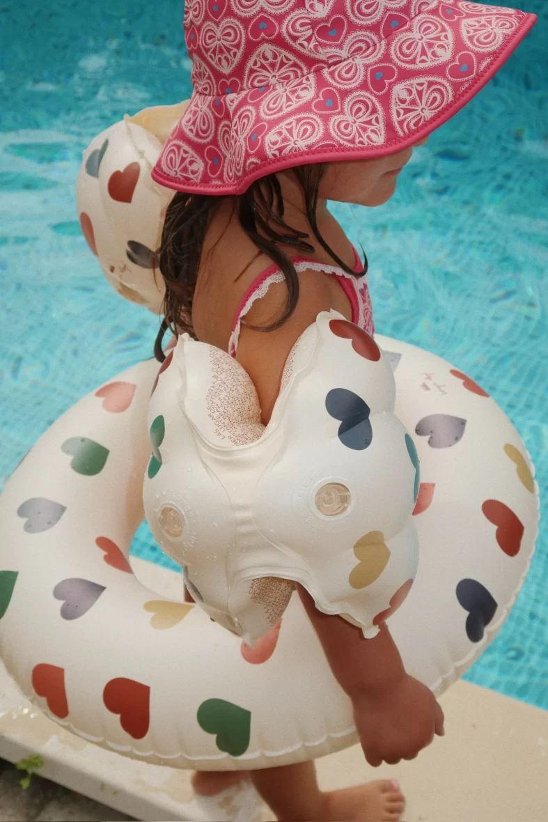 MOOD_KS103267_P15057_KS103092_P15012_KS103082_P15012_3_240822091050_7962ab8c-f2b2-4655-99d1-fb98d635684b