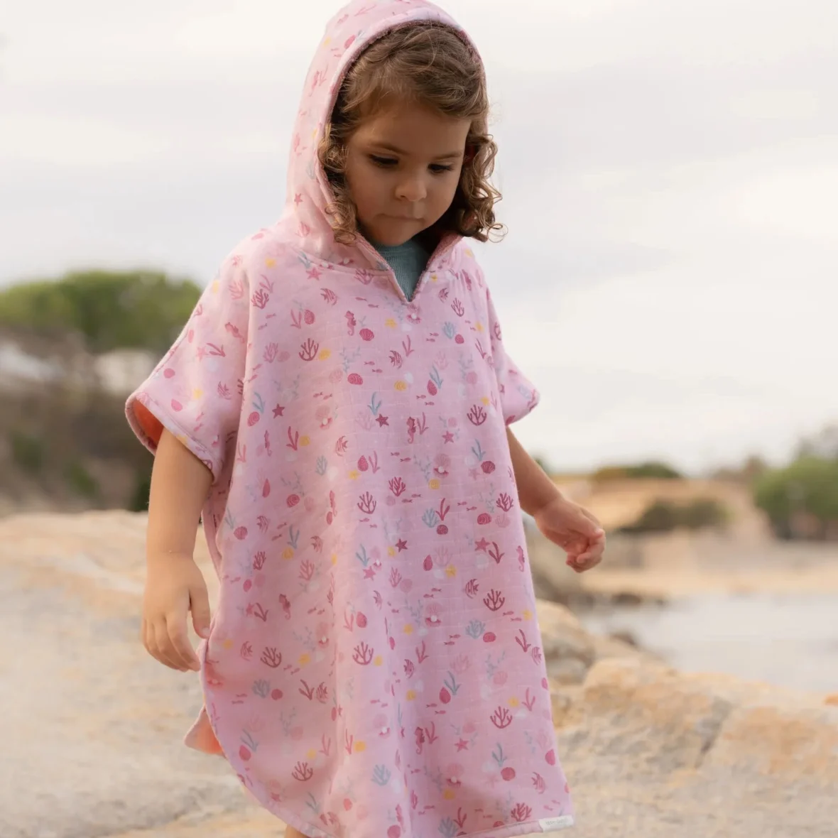 0028725_badponcho-meerkleurig-maat-one-size-ocean-treasures