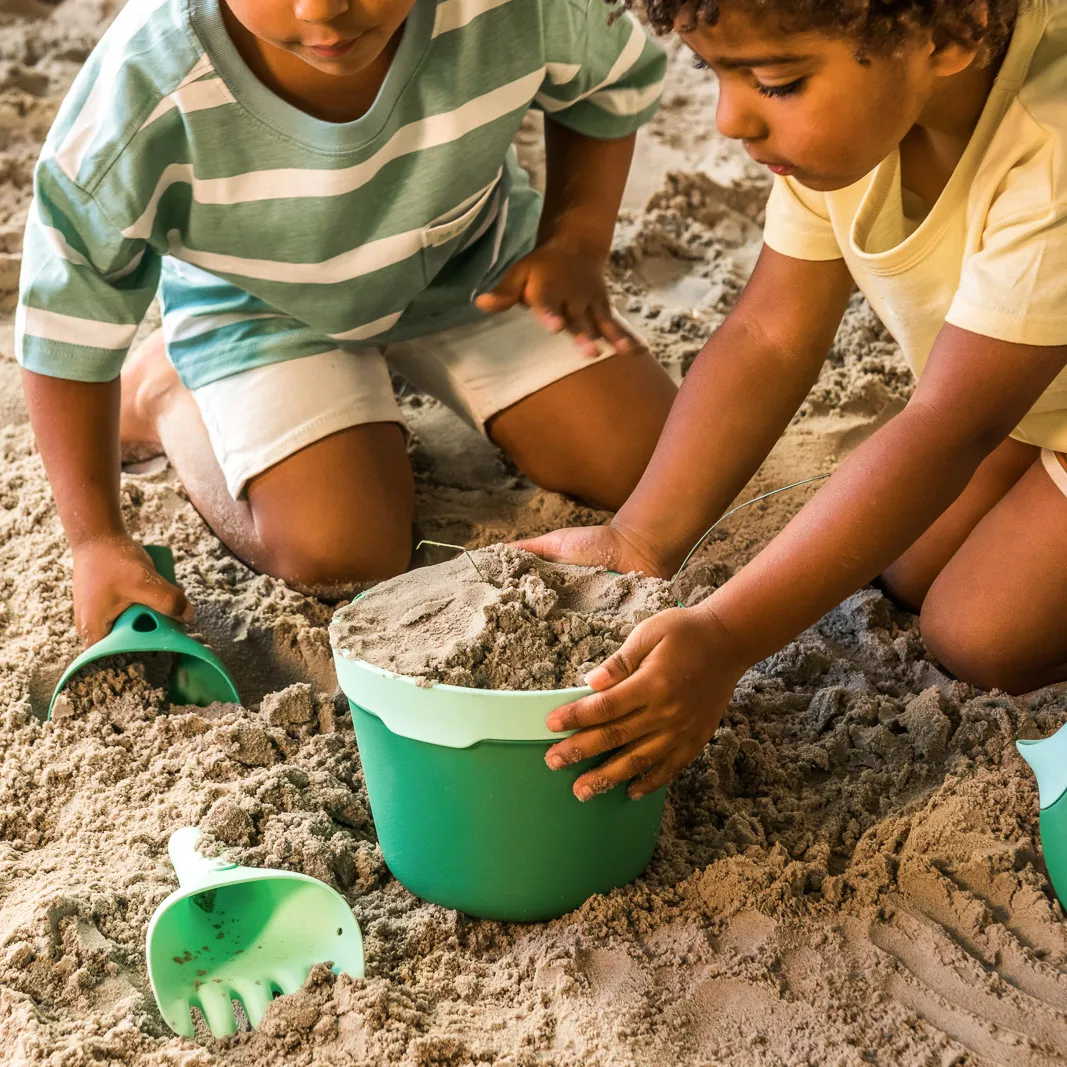 172871-Raki-Garden-Green-2