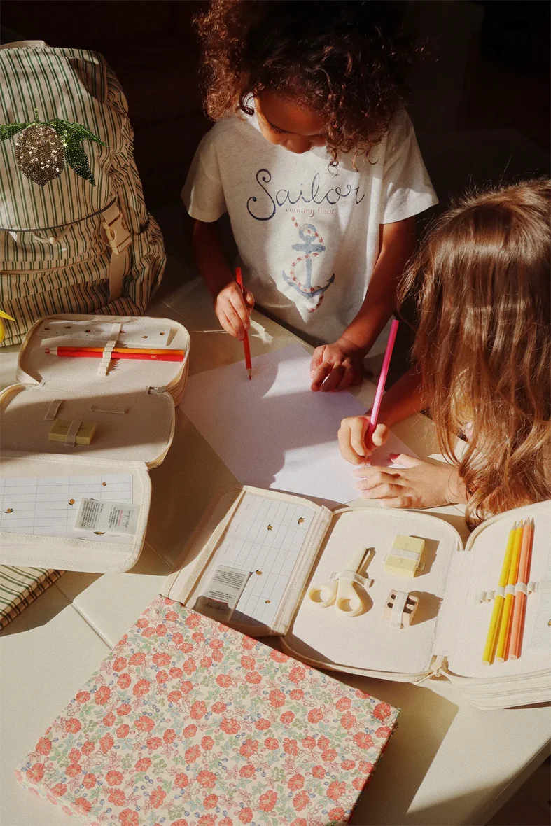 MOOD_KS103456_P25060_KS103456_P05176_1_250701095719_8530b3e9-3c7d-4ec3-a499-59a291a89802