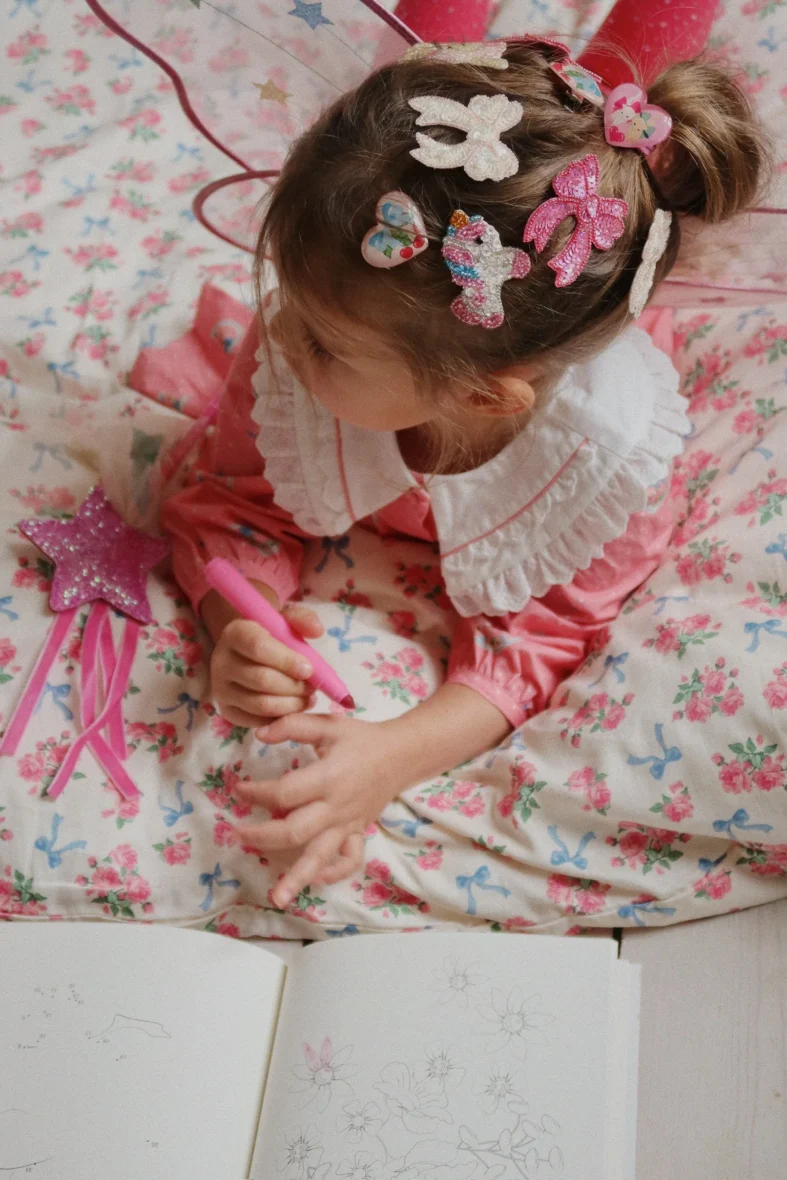 MOOD_KS103763_P15072_KS103653_P10101_KS103654_P00092_KS103649_S25036_KS103649_S30055_1_250729073439_19125eee-bb77-41ff-a1c2-d9b1a9935768