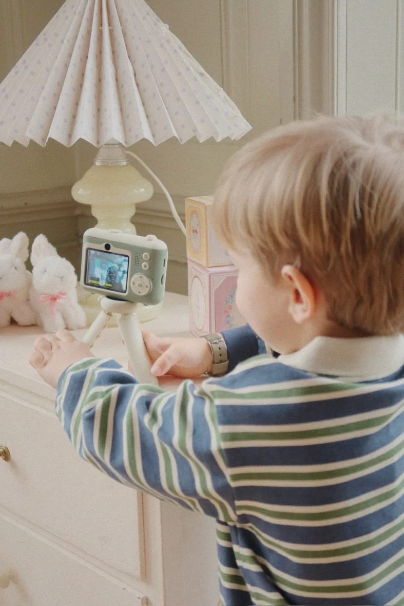 MOOD_KS104276_P00038_KS104433_P25072_KS104205_S00073_1_250923092202