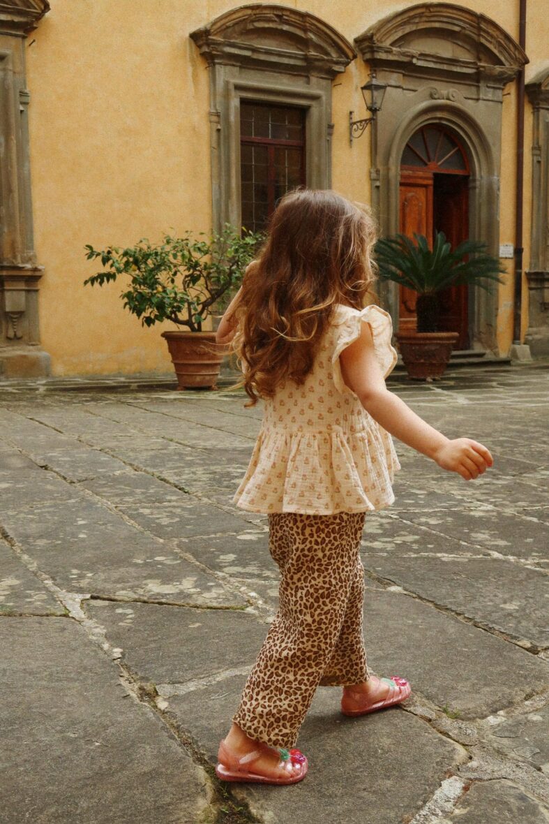 MOOD_KS104742_P99077_KS104745_P05238_KS104933_P00005_1_251223012619_85046b3e-06ad-48c6-af77-cc81c96acd0e