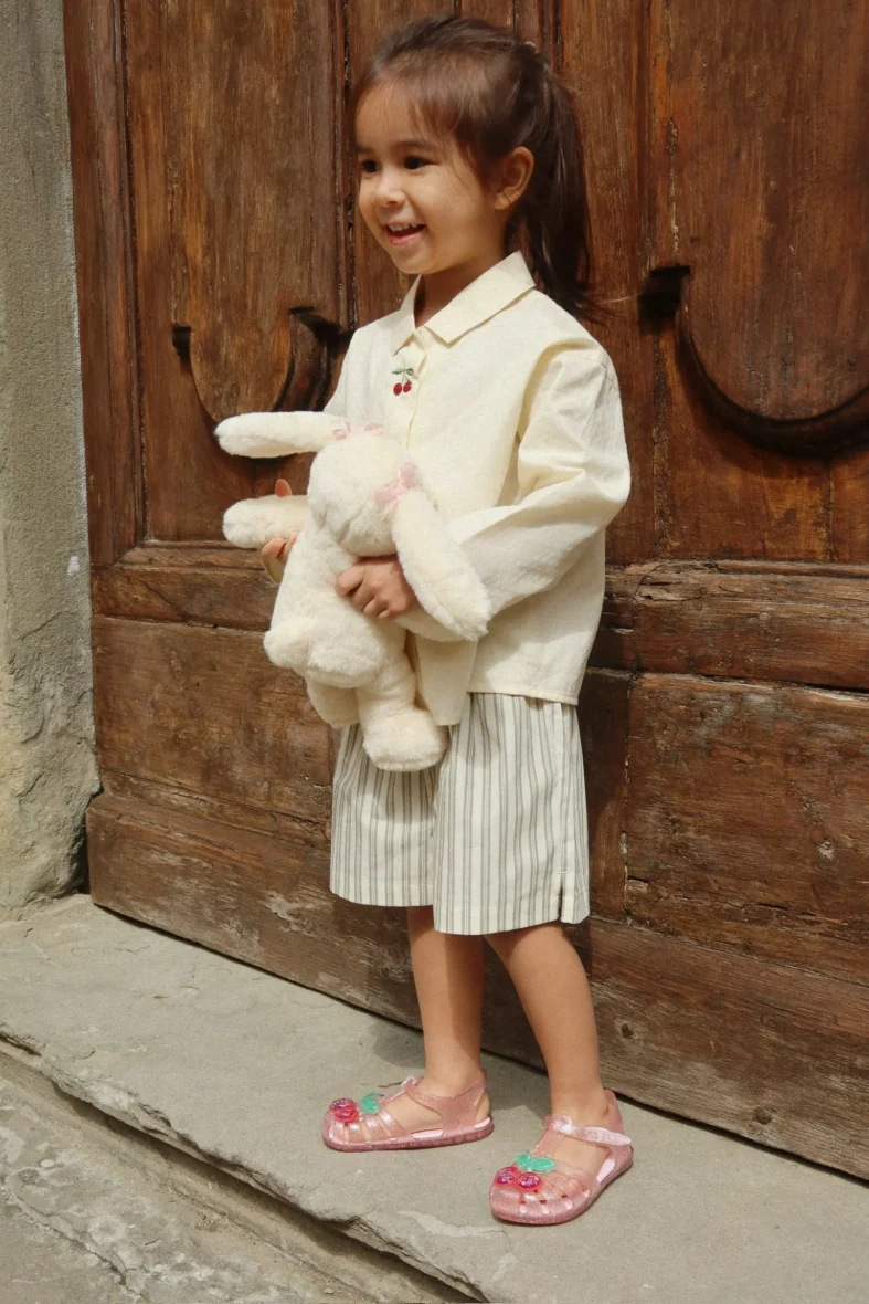 MOOD_KS104795_S00061_KS104608_M00169_KS104933_P00005_1_260304010708_365810b7-0c0b-496d-9172-2ba1b83a11e6