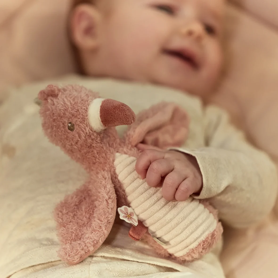 LITTLE DUTCH. Υφασμάτινη κουδουνίστρα Flamingo GRS