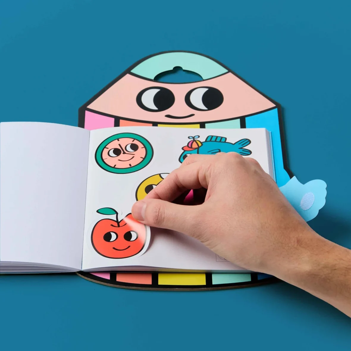 OMY-STIKBOOK01_04_1440x